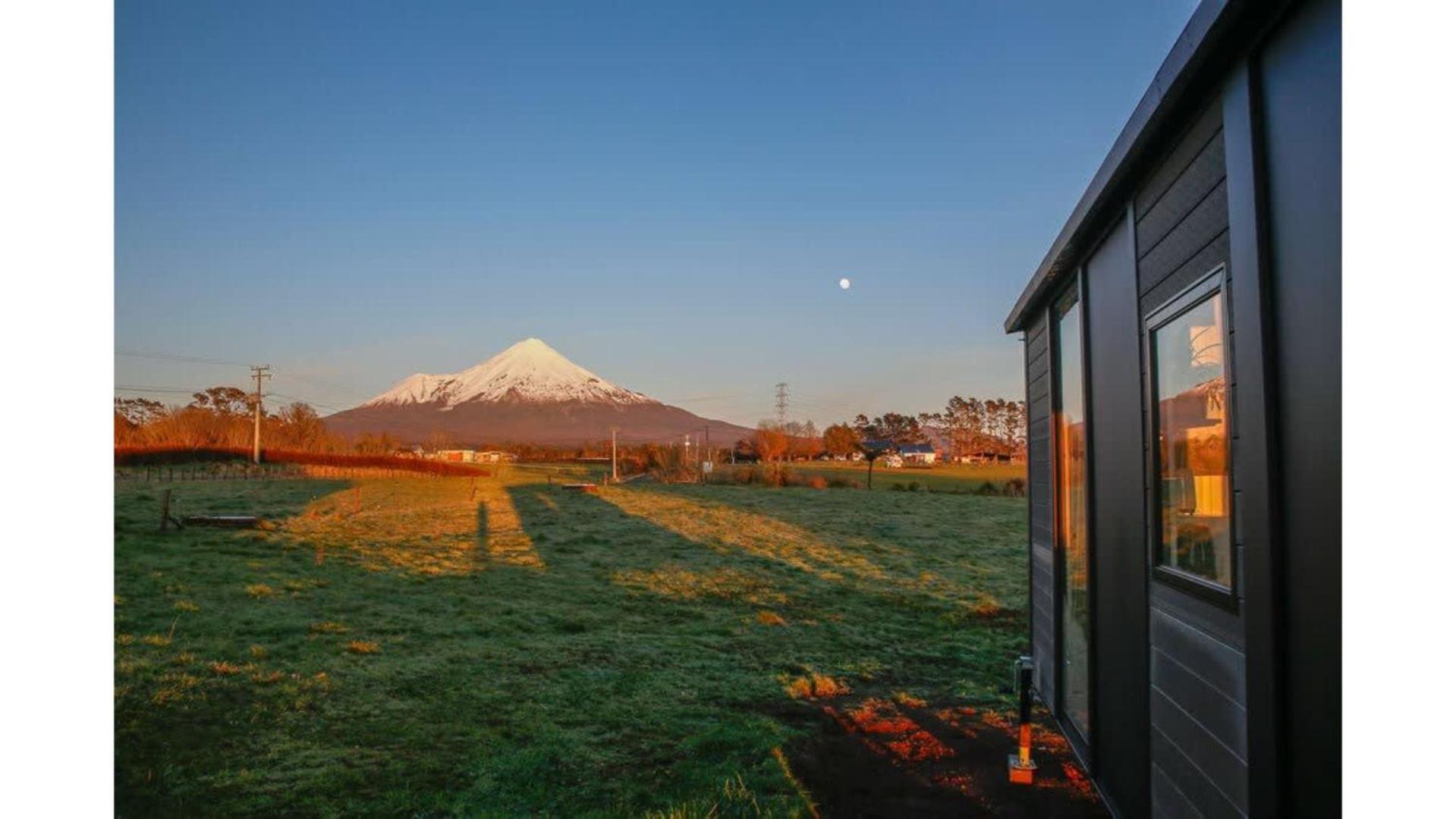 Taranaki Creekside Kea By Tiny Away Villa Stratford Exterior photo
